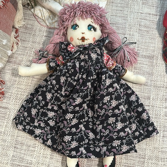 Charming Pink-Haired Rag Doll - Picture 3 of 6